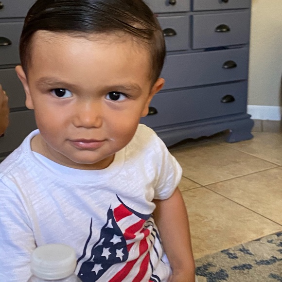 Meet your Posher, Trina - Picture 3 of 4